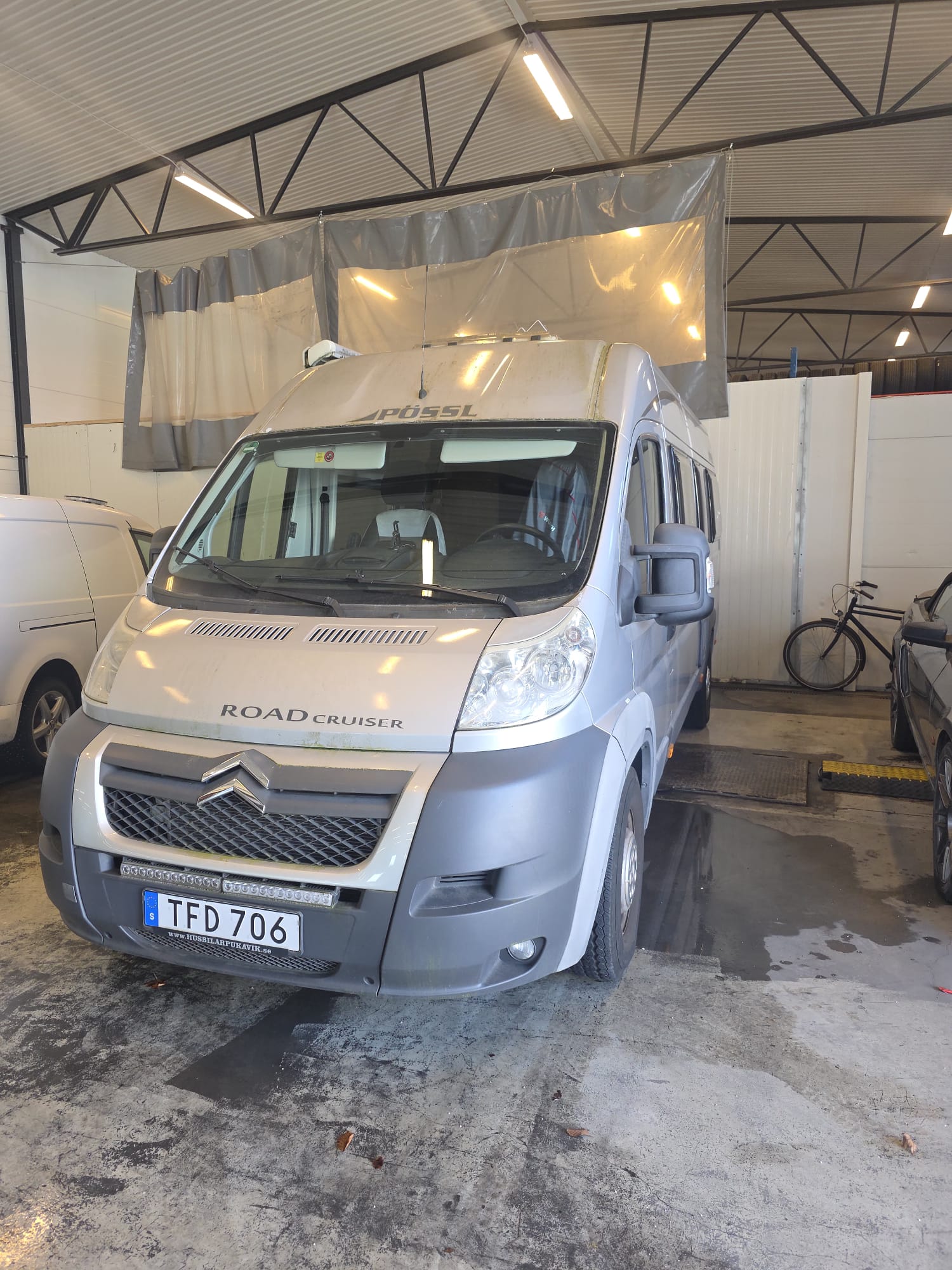 Pössl Roadcruiser hos Limhamn Bilvårdspect